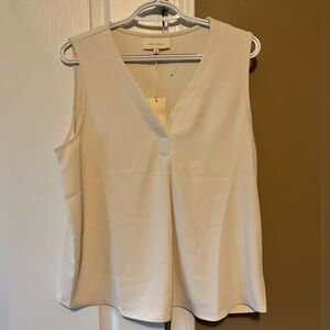 Women’s MELLODAY Cream V-Neck Sleeveless Blouse Size Medium